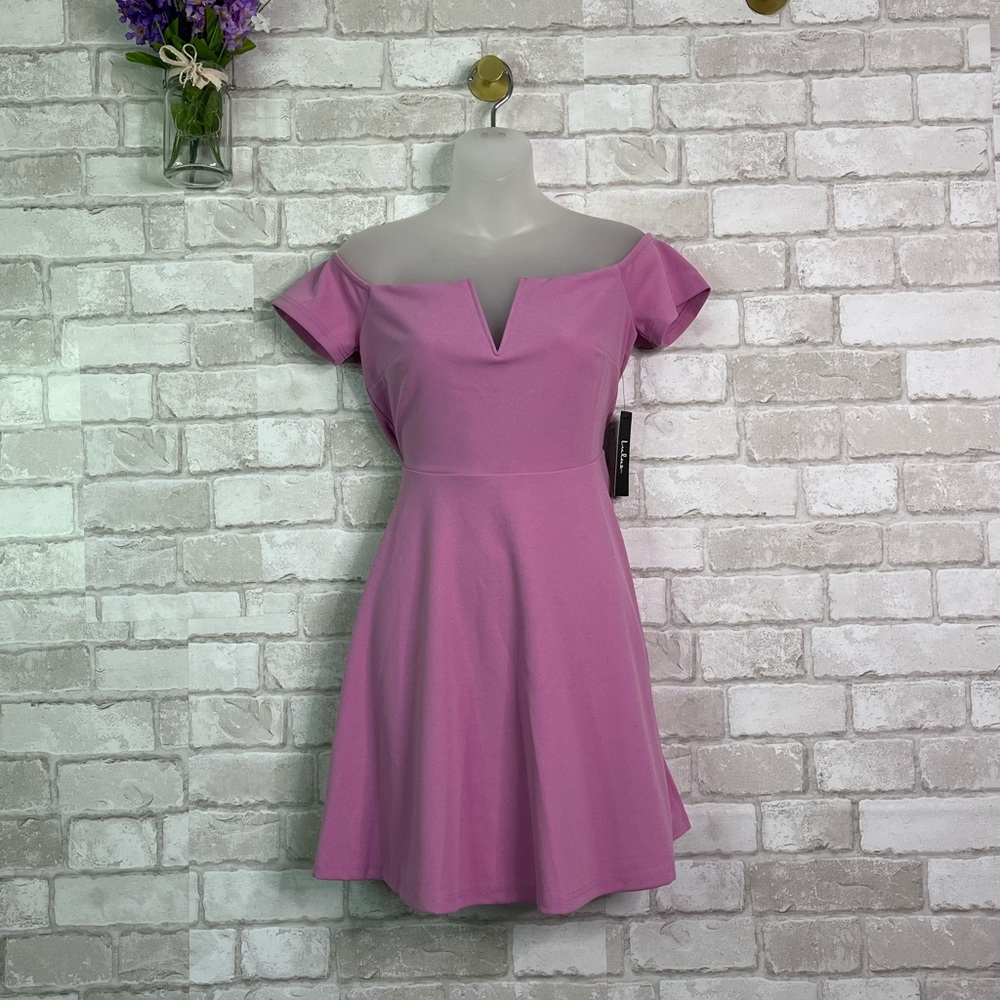 NWOT Lulu’s Lavender Purple Off-The-Shoulder Mini Dress